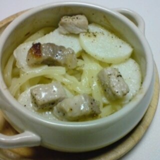 鶏がら塩糀スープの素でうどんと山芋と豚肉オーブン焼